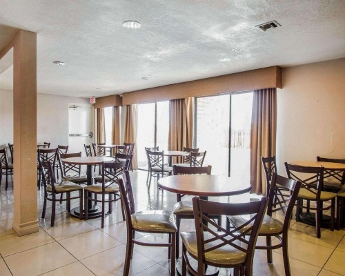 Quality Inn Tucson image 29