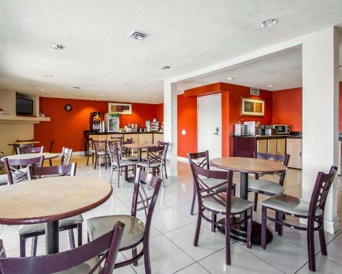 Quality Inn Tucson image 33