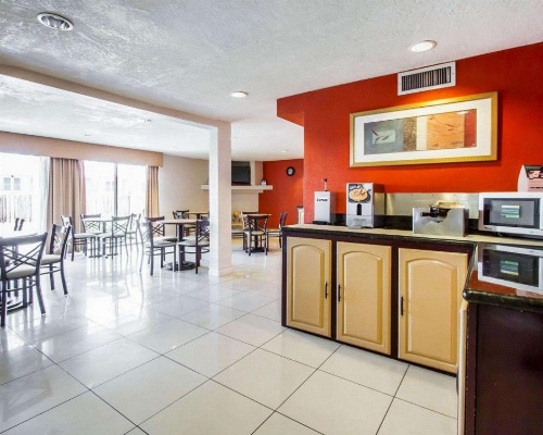 Quality Inn Tucson image 35